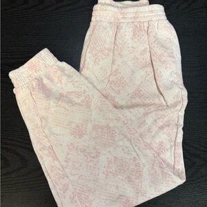 PINK Victoria's Secret Light Pink Patterned Joggers